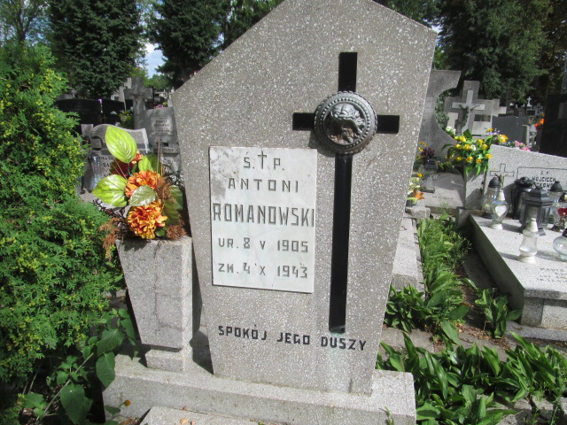 Antoni ROMANOWSKI 1905 Ciechocinek - Grobonet - Wyszukiwarka osób pochowanych